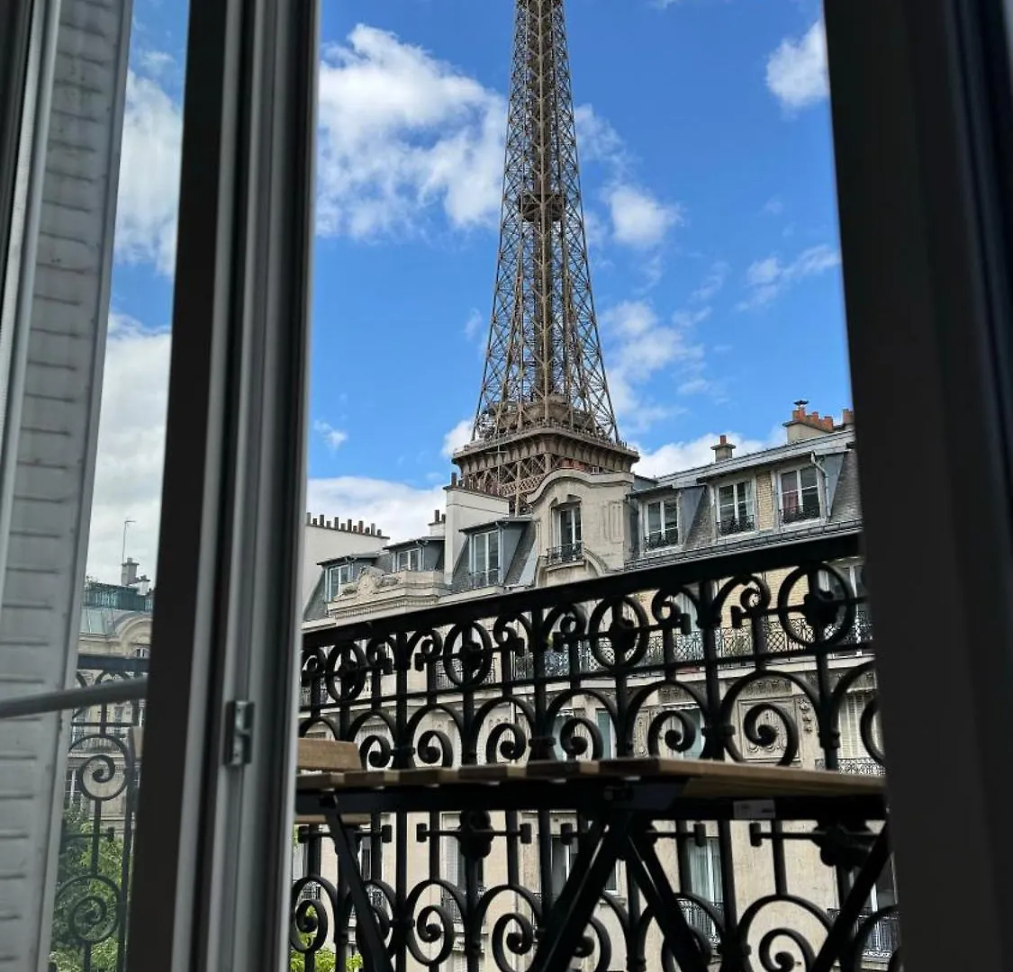 Appartement Tour Eiffel 120 M2 Paris 0*,  Fransa